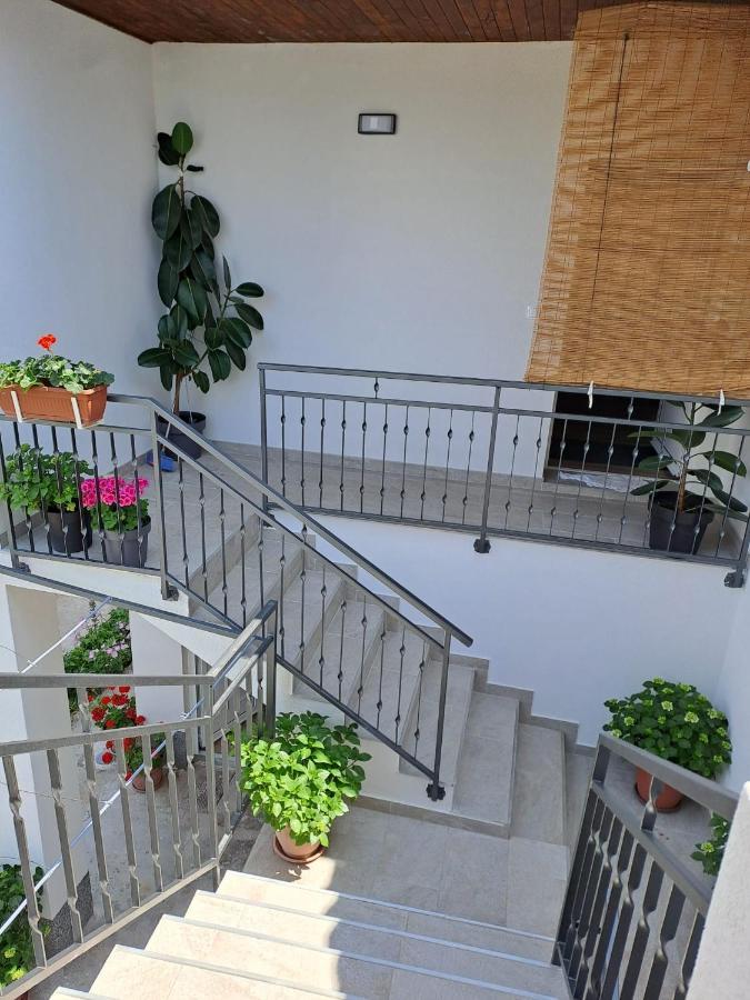 Sunshine Apartment Sovlje Tribalj Exteriör bild